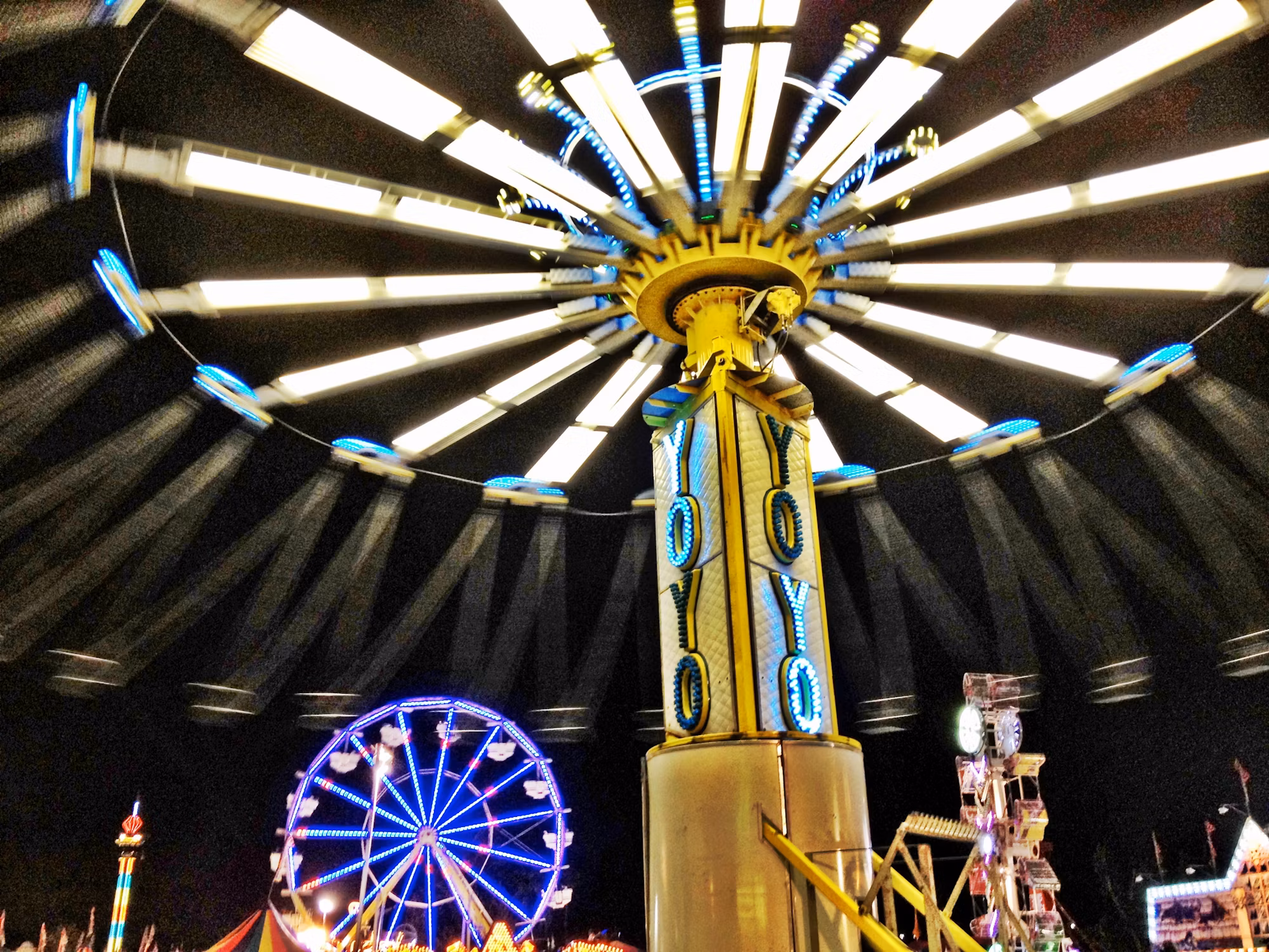 The Allure of Water Parks: Splashing into Fun for Everyone